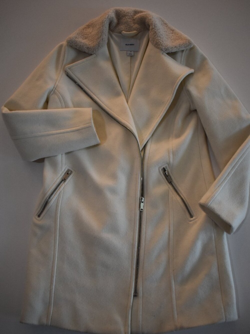 Old Navy Women's Ivory Sherpa Collar Moto Coat Jacket XS Zip Front Winter Coat